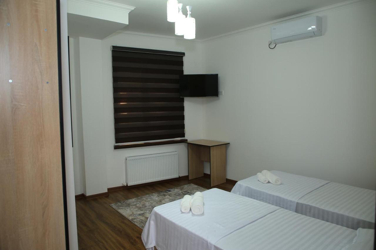 סמרקנד Hotel Mehribon מראה חיצוני תמונה