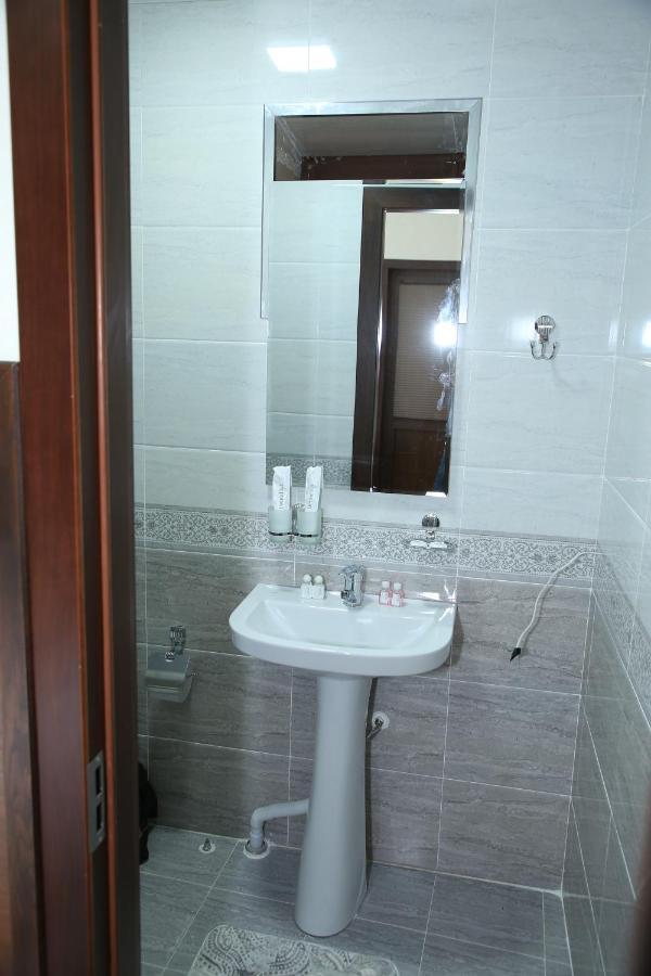 סמרקנד Hotel Mehribon מראה חיצוני תמונה